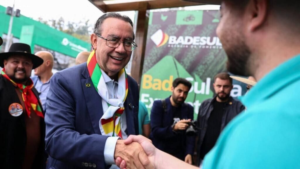 Augusto Cury, el psiquiatra que desafía la polarización en Brasil