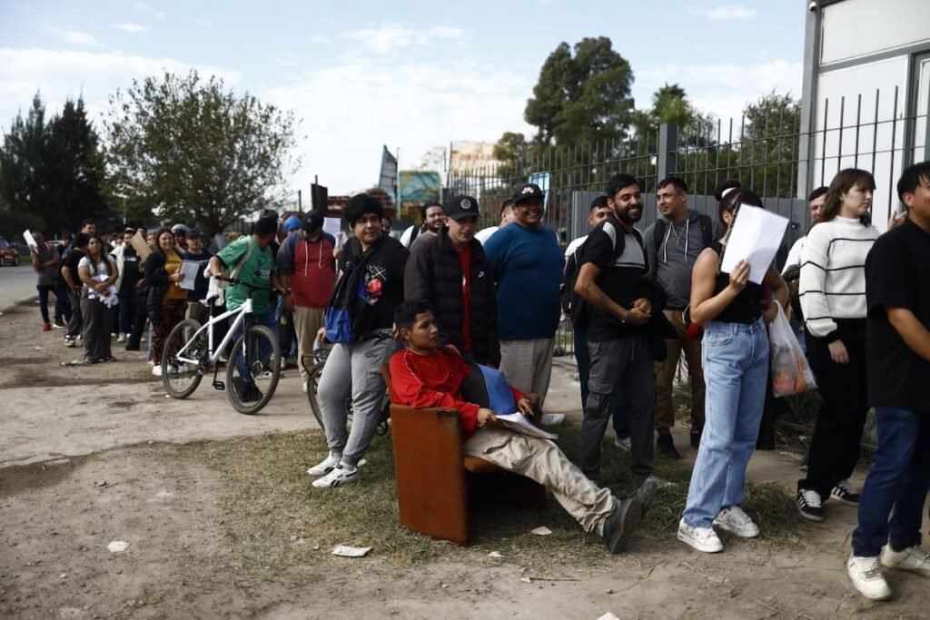Reformas laborales aún no impulsan el empleo y crece la informalidad