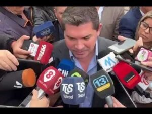 Orrego viaja a Buenos Aires para destrabar fondos de la Ruta 40 Sur