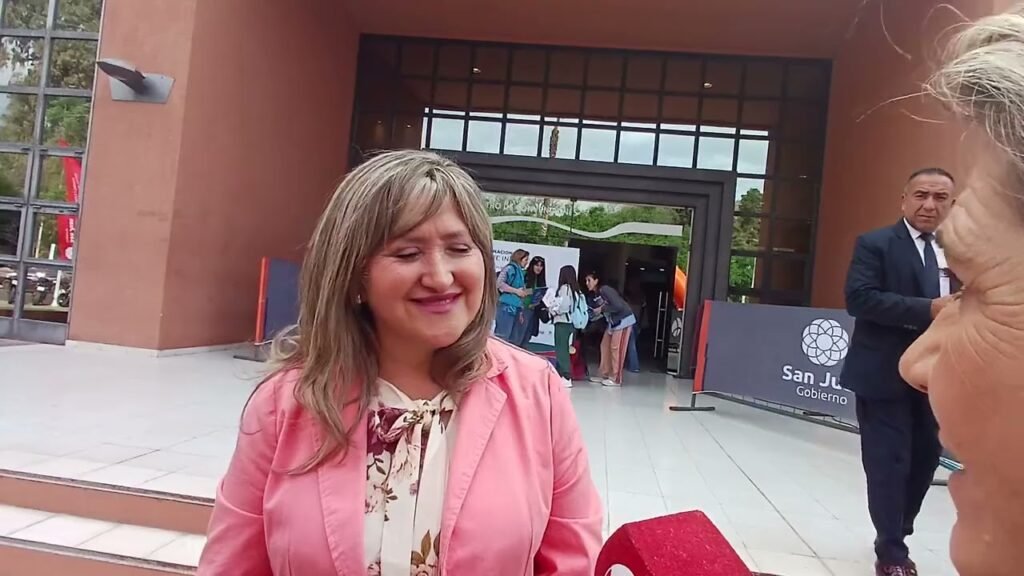 San Juan revisa los techos de las escuelas ante posibles lluvias por El Niño