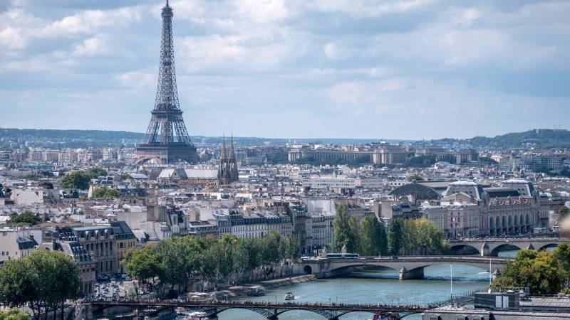 Grupo musulmán alerta del resurgimiento católico en Francia y su influencia
